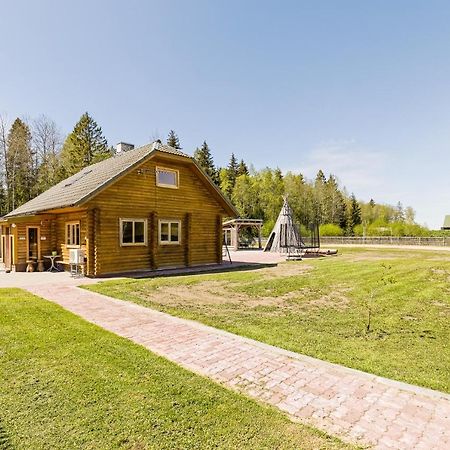 Kajamaa Holiday Home Saku Exteriér fotografie