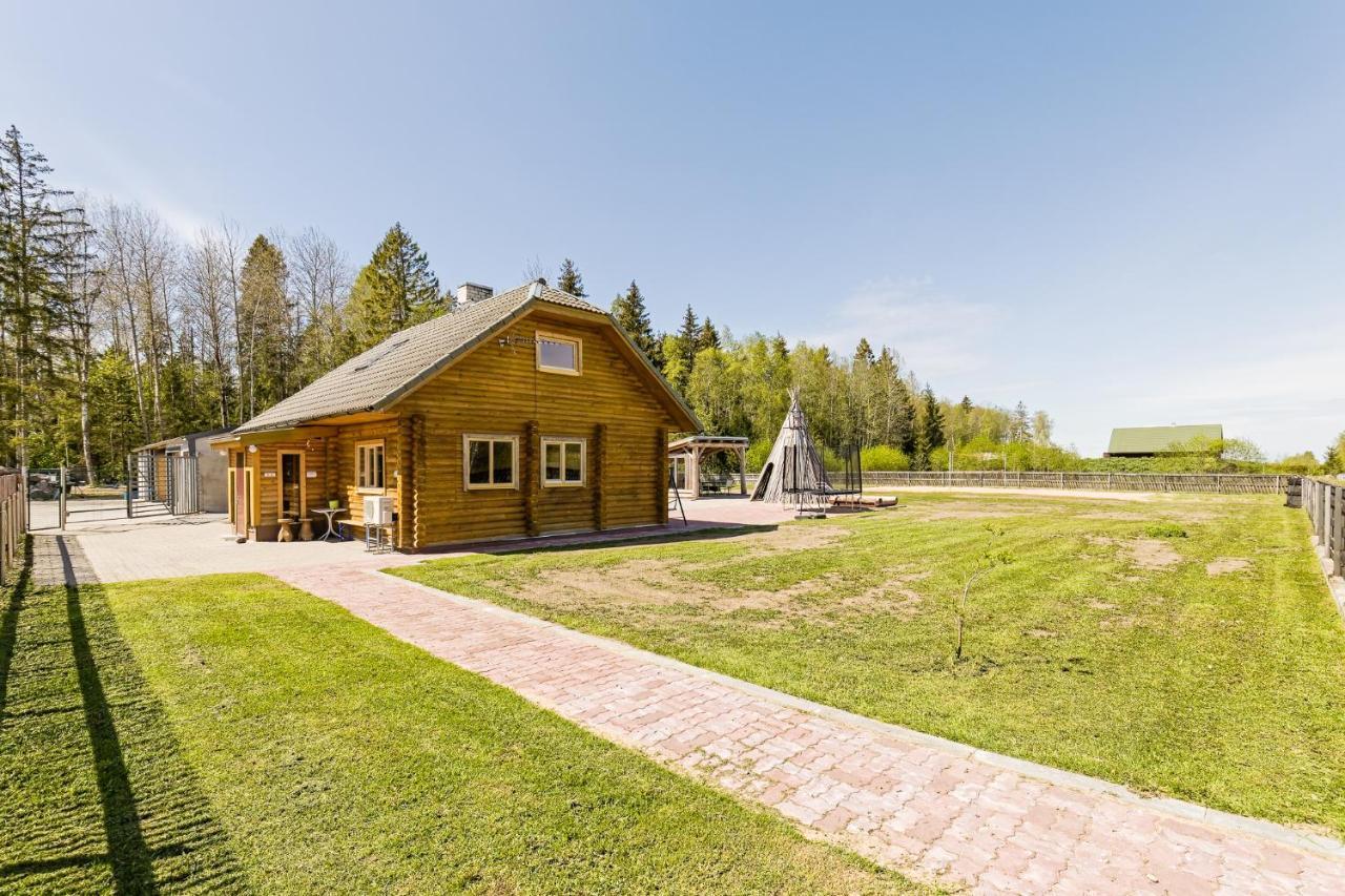 Kajamaa Holiday Home Saku Exteriér fotografie
